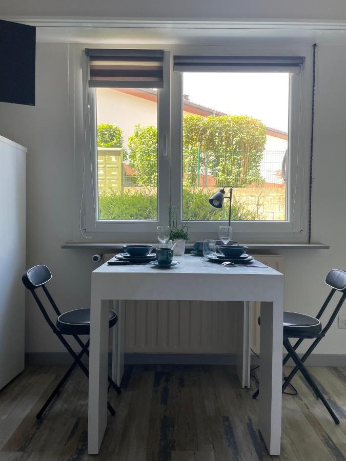 Dnn - Stylish Studio - Free Wifi, Netflix And Parking - Min Away To Basel And Airport - Dishwasher, Washing Machine Saint-Louis  Extérieur photo